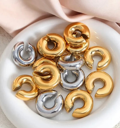 Curve Trendy Ear Cuffs