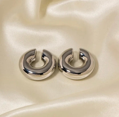 Curve Trendy Ear Cuffs