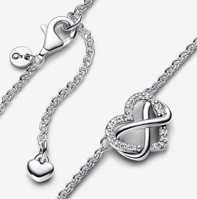 Collar de corazón infinito